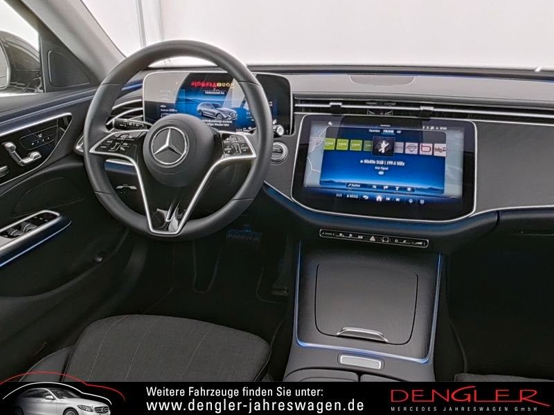 Mercedes-Benz E 300 2025