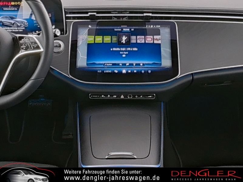 Mercedes-Benz E 300 2025
