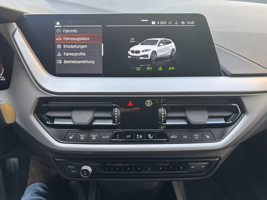 BMW 118 2025