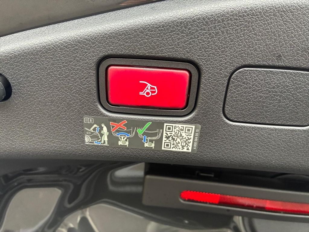 Mercedes-Benz CLE 200 2024