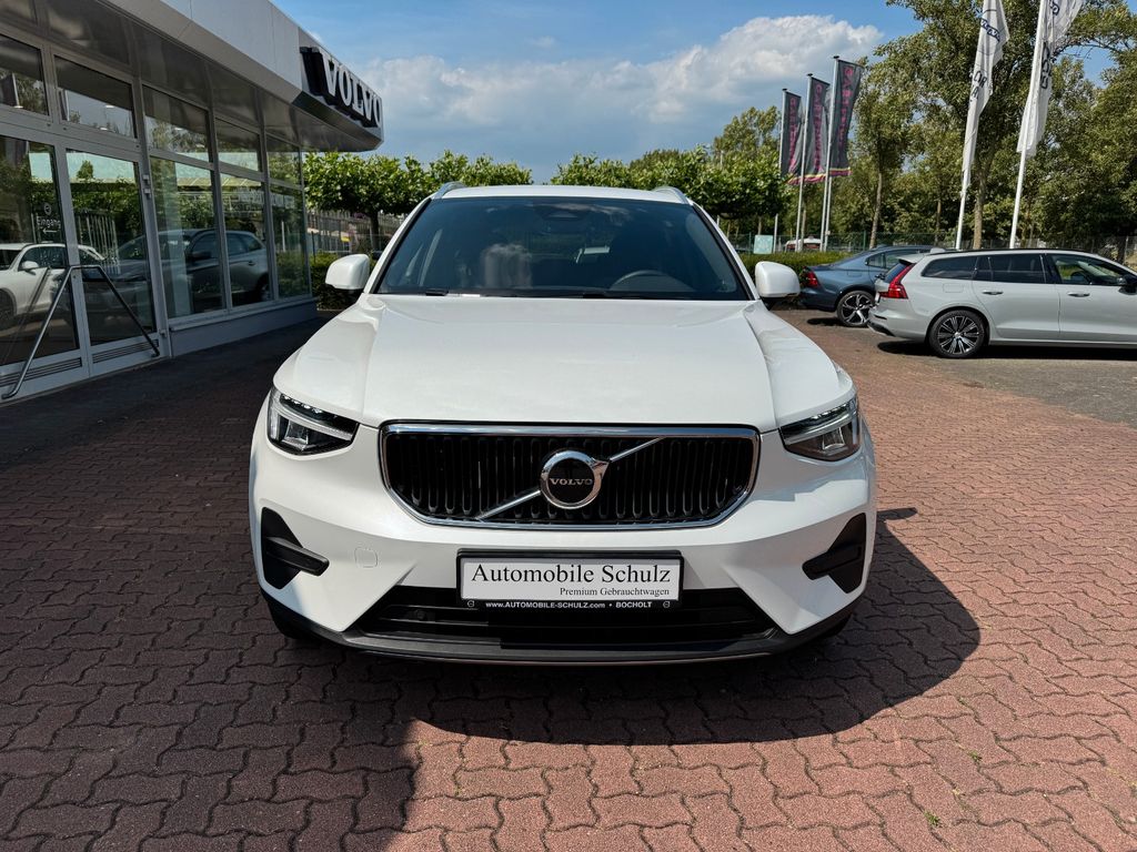 Volvo XC40 2024