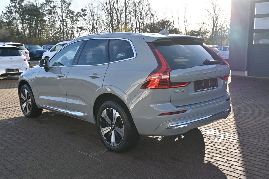 Volvo XC60 2025