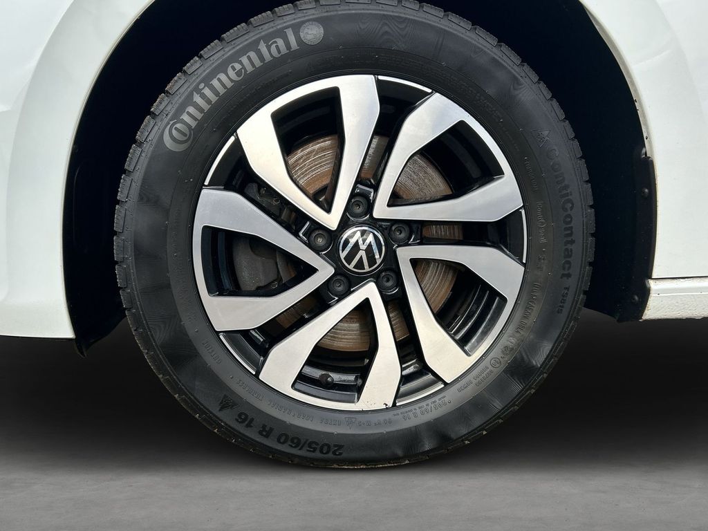 Volkswagen Touran 2021