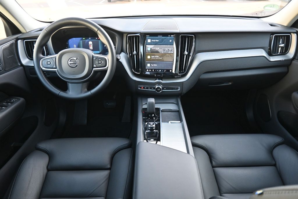Volvo XC60 2025