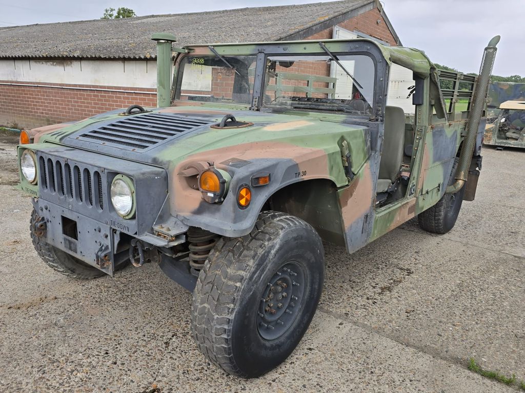 Hummer H1 2006