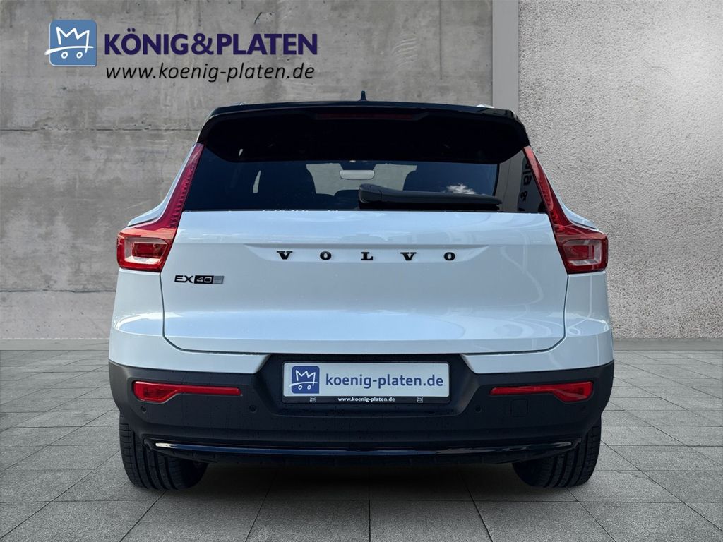Volvo EX40 2025