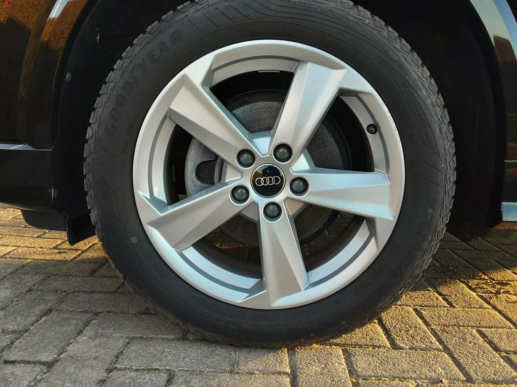 Audi Q2 2024
