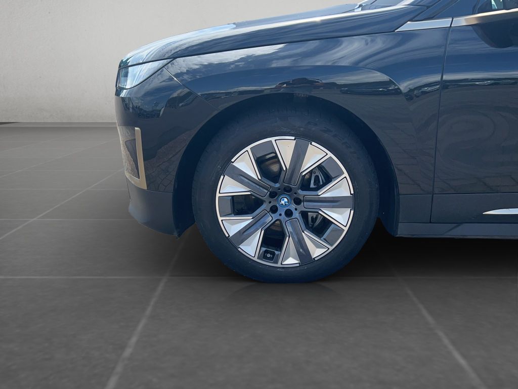 BMW iX 2022