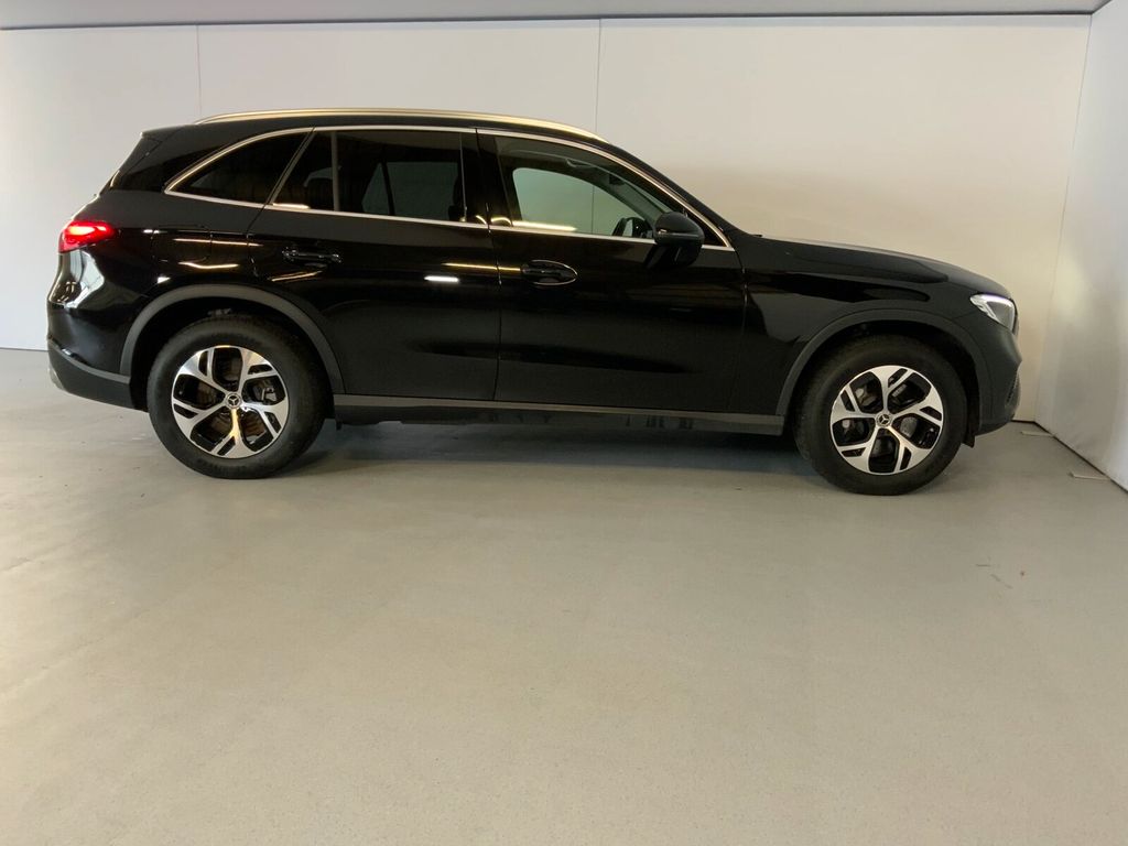 Mercedes-Benz GLC 300 2024