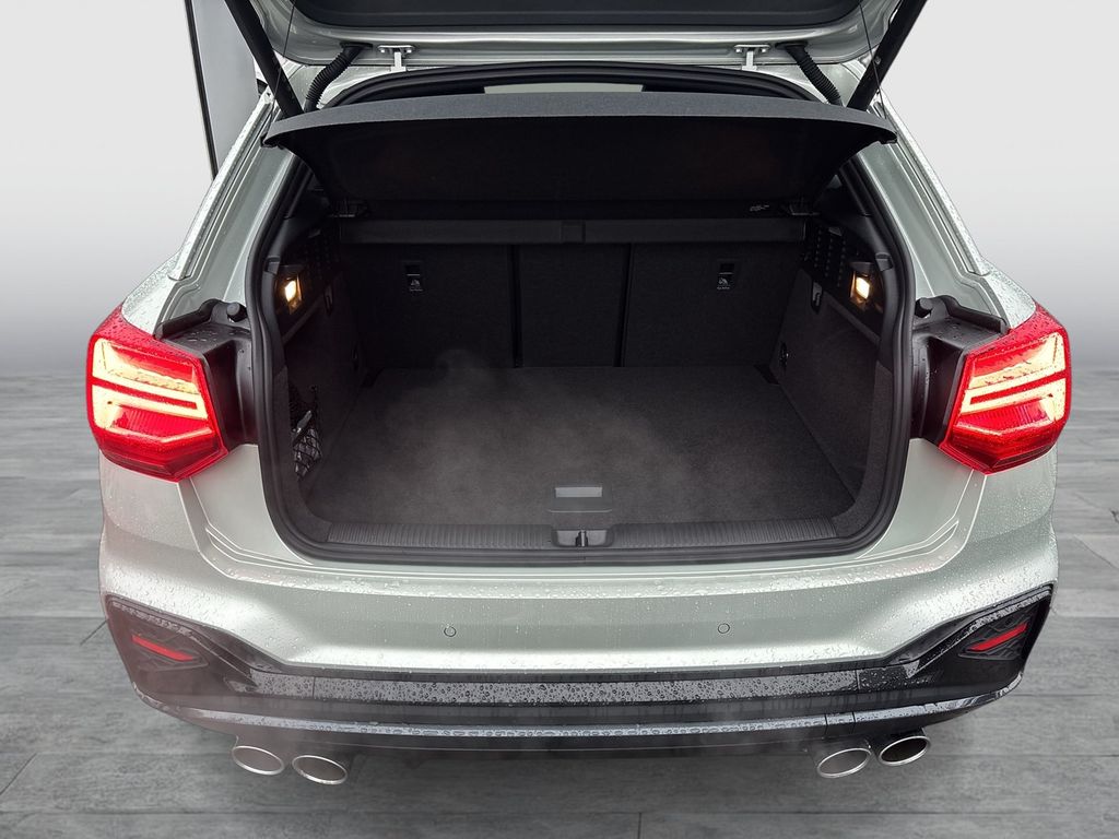 Audi SQ2 2025