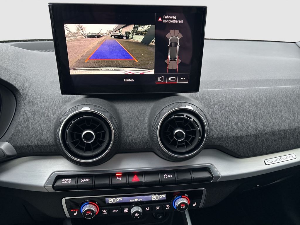 Audi SQ2 2025