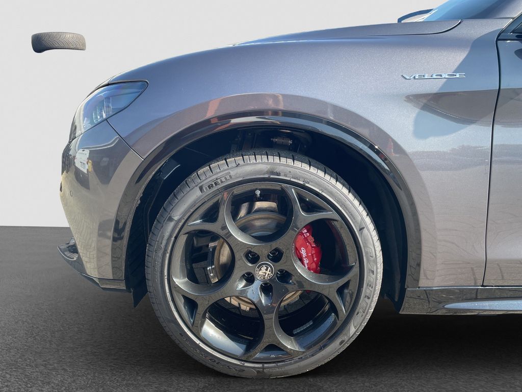 Alfa Romeo Stelvio 2025