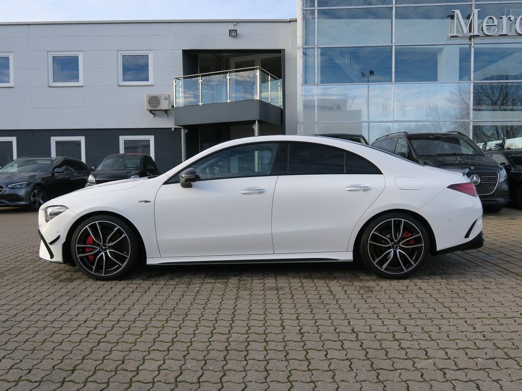 Mercedes-Benz CLA 35 AMG 2024