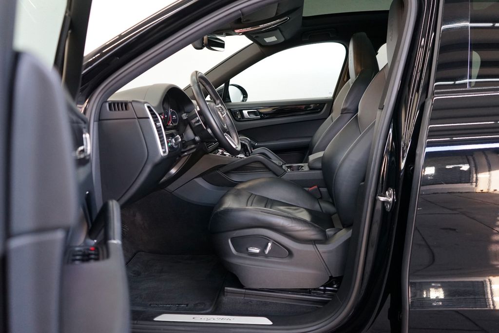 Porsche Cayenne 2019