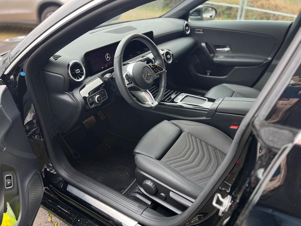 Mercedes-Benz CLA 180 2024