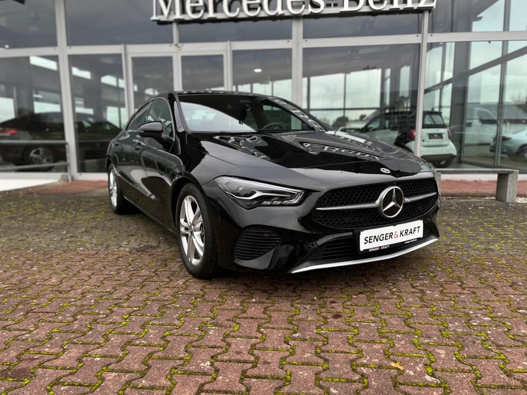 Mercedes-Benz CLA 180 2024