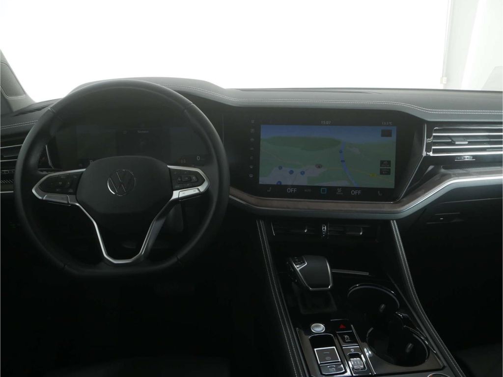 Volkswagen Touareg 2025