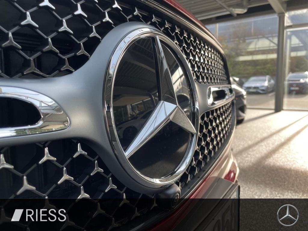 Mercedes-Benz GLC 300 2025