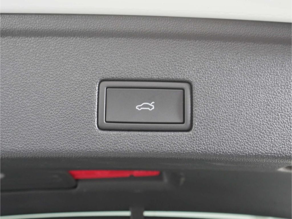 Volkswagen Touareg 2025