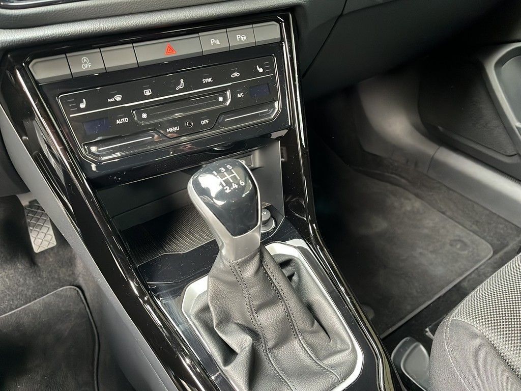 Volkswagen T-Roc 2023