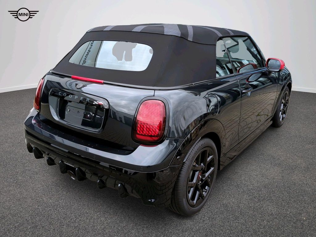 MINI John Cooper Works Cabrio 2024