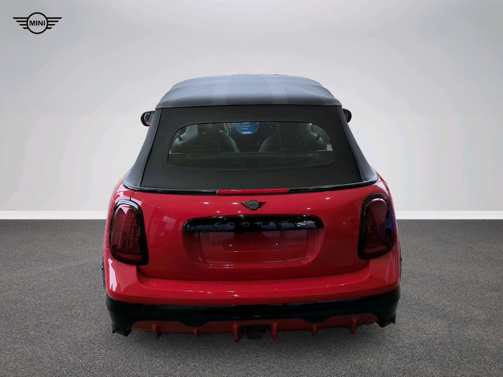 MINI John Cooper Works Cabrio 2024