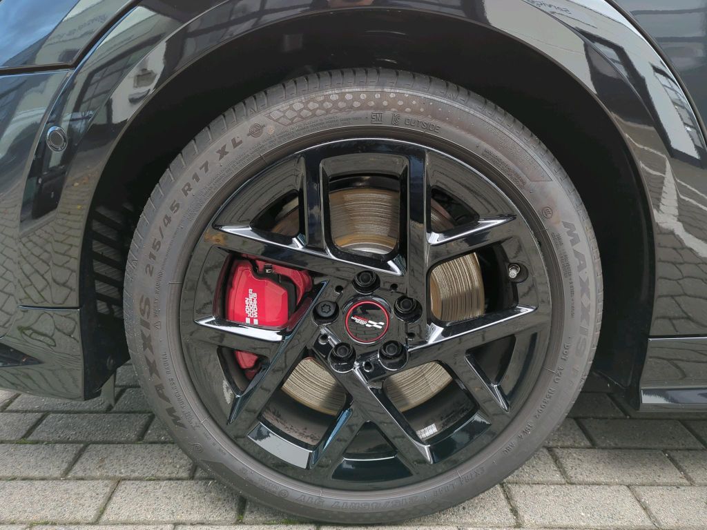 MINI John Cooper Works Cabrio 2024