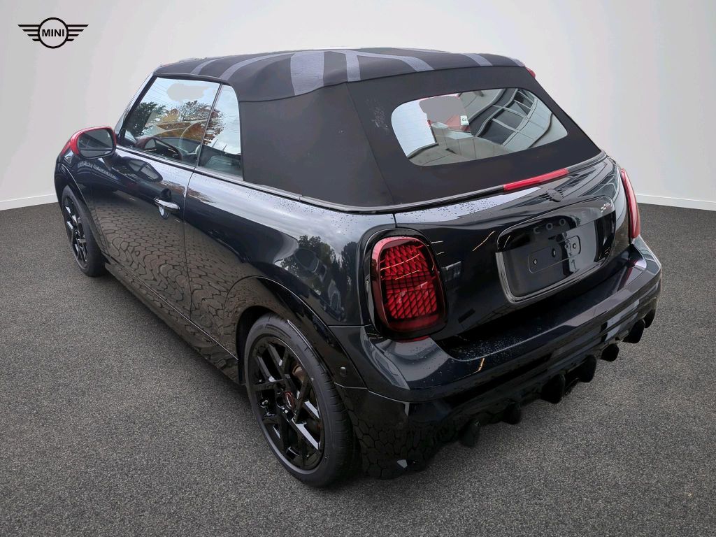 MINI John Cooper Works Cabrio 2024
