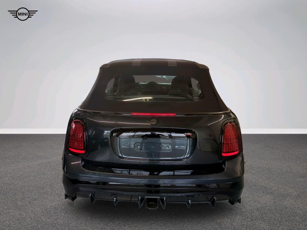 MINI John Cooper Works Cabrio 2024