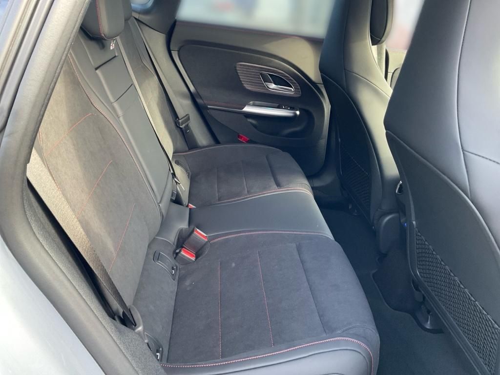 Mercedes-Benz CLA 250 2025