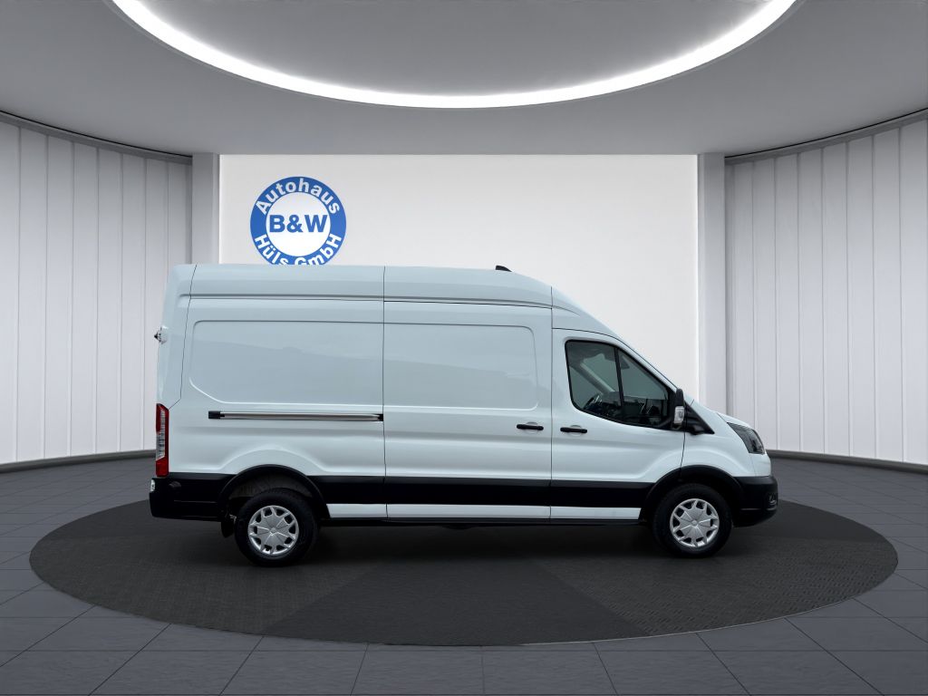 Ford Transit 2024