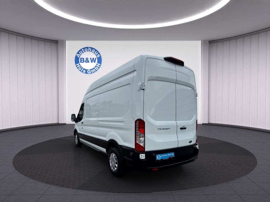 Ford Transit 2024