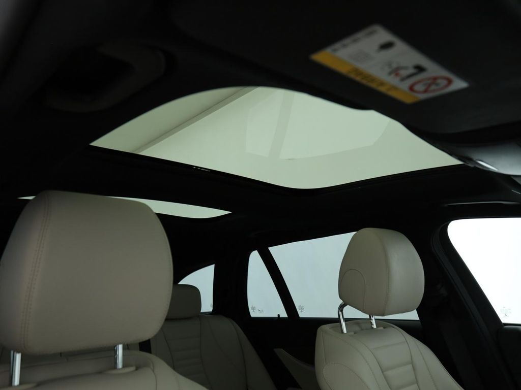 Mercedes-Benz E 300 2022