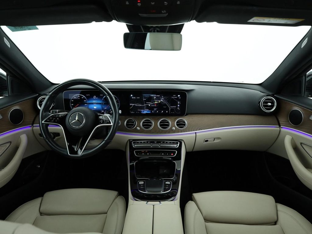 Mercedes-Benz E 300 2022