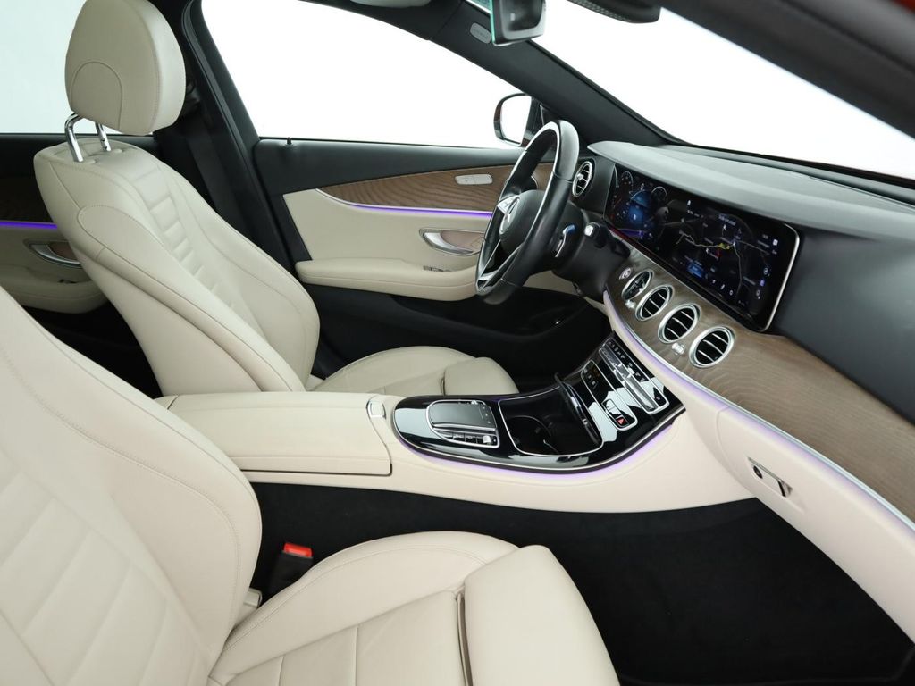 Mercedes-Benz E 300 2022