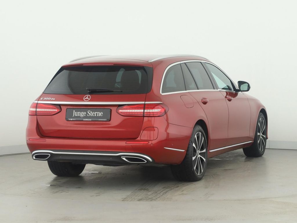 Mercedes-Benz E 300 2022