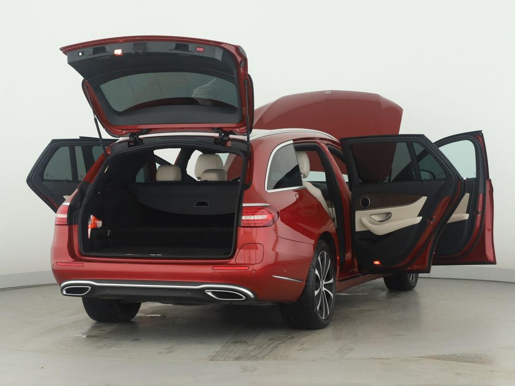 Mercedes-Benz E 300 2022