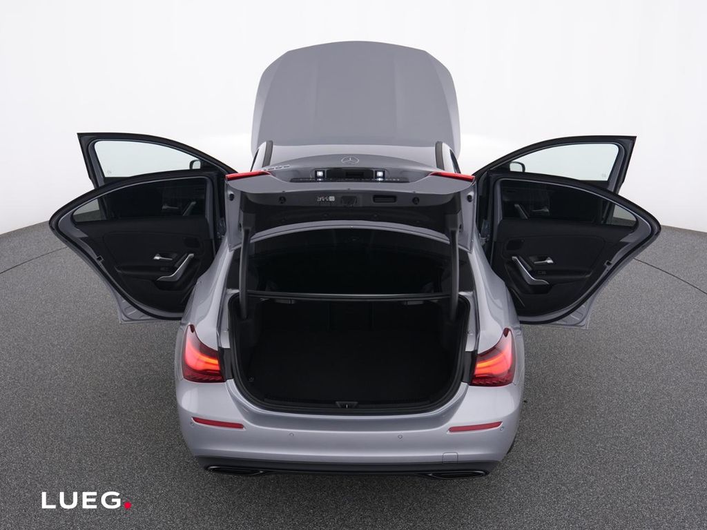 Mercedes-Benz A 180 2025