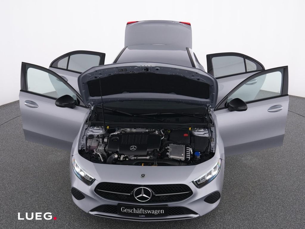 Mercedes-Benz A 180 2025