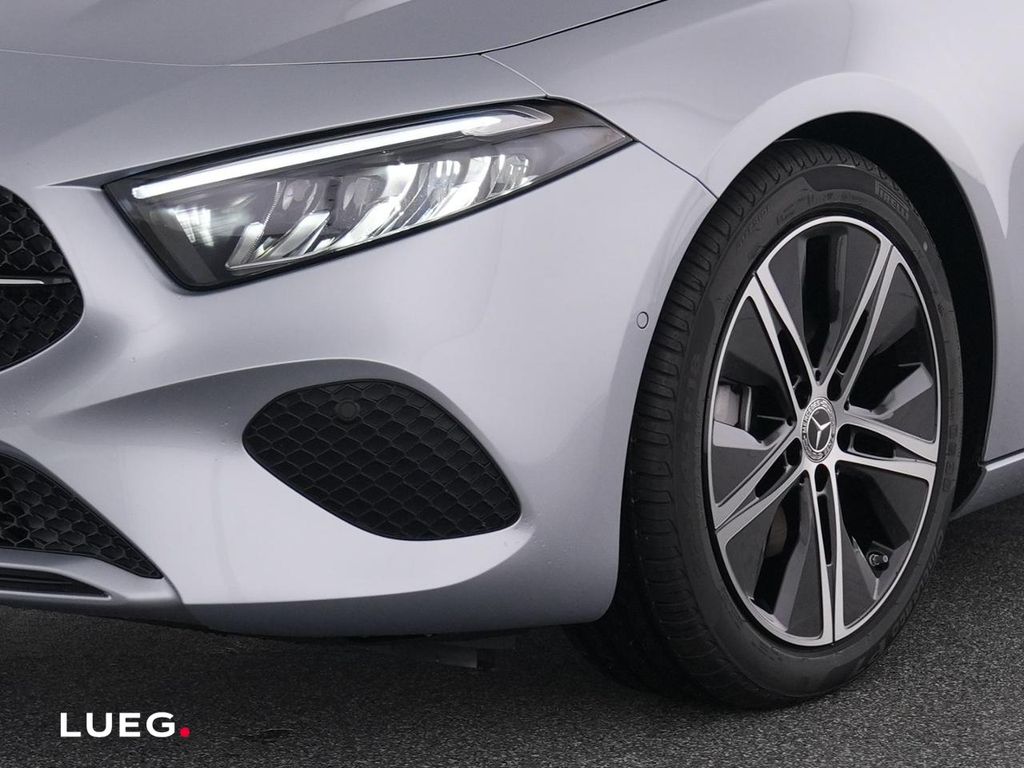 Mercedes-Benz A 180 2025