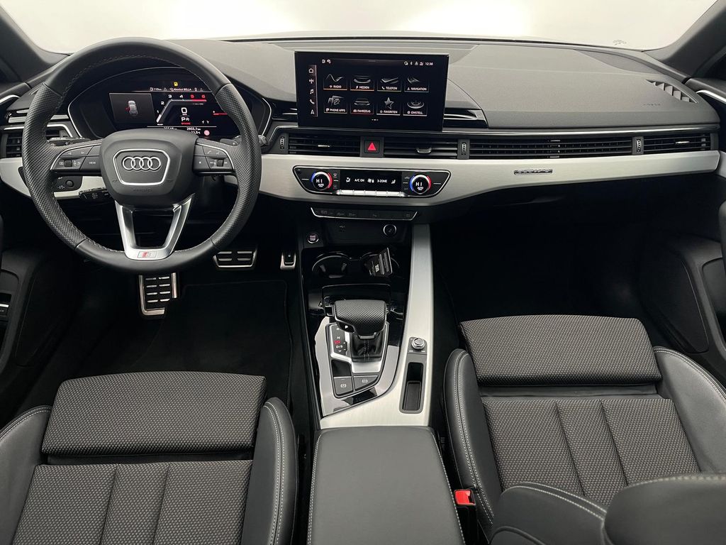 Audi A4 2024