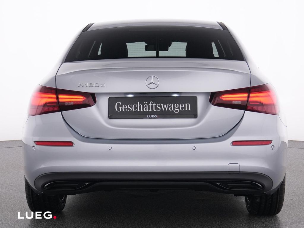 Mercedes-Benz A 180 2025