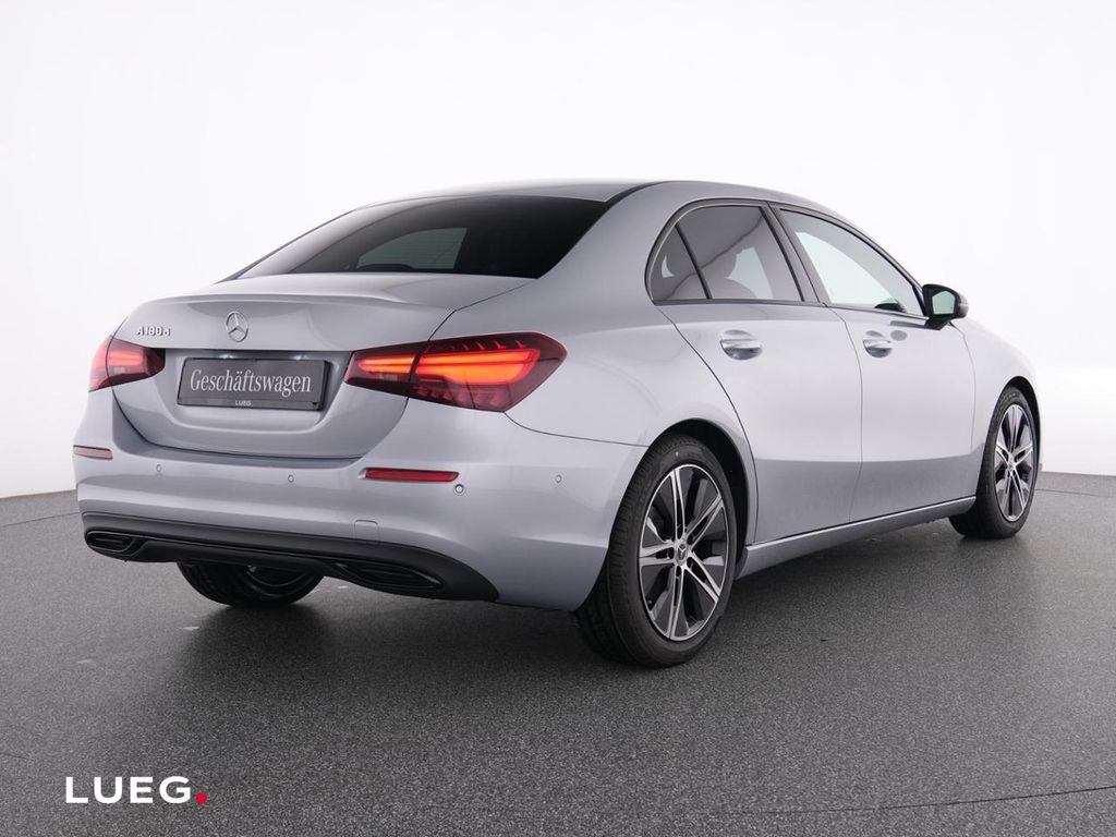 Mercedes-Benz A 180 2025