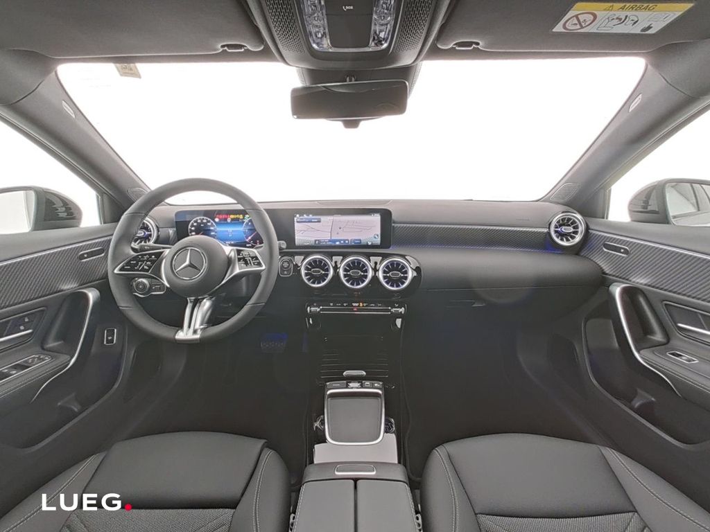 Mercedes-Benz A 180 2025