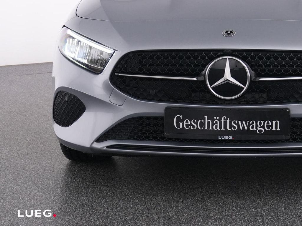 Mercedes-Benz A 180 2025