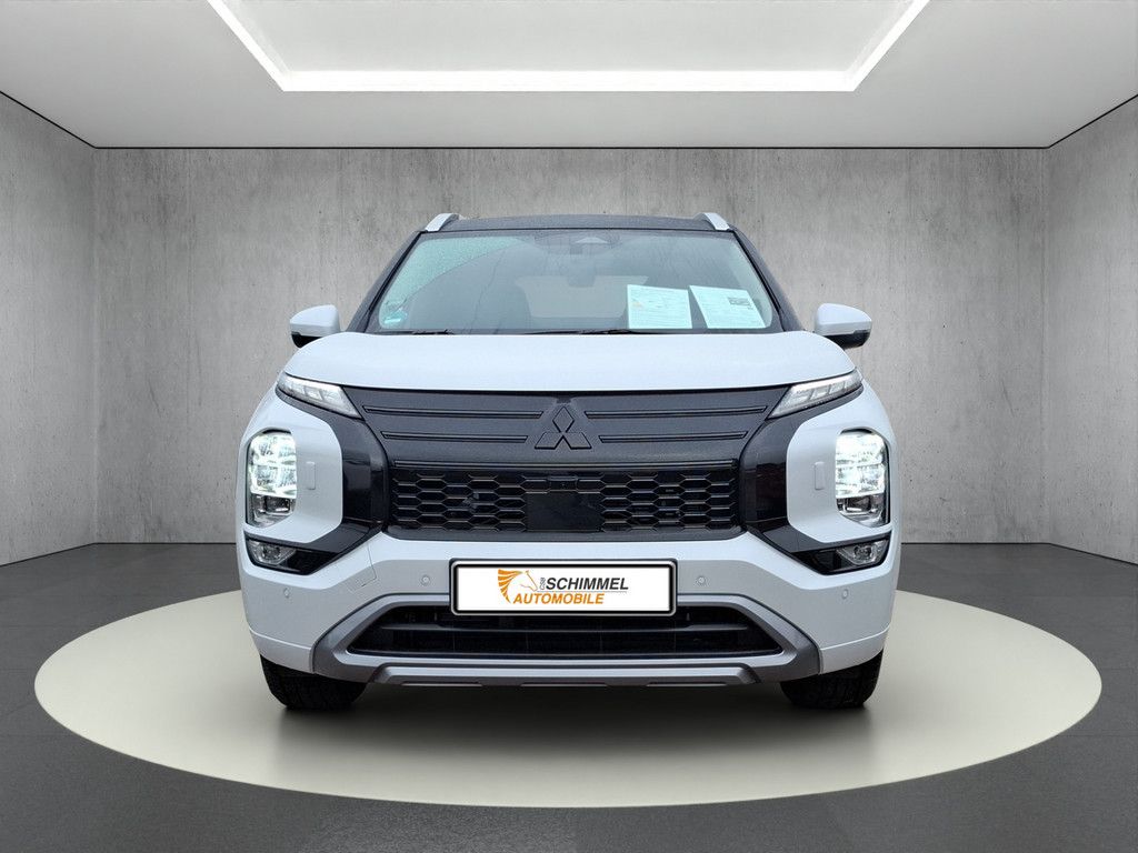 Mitsubishi Outlander 2025