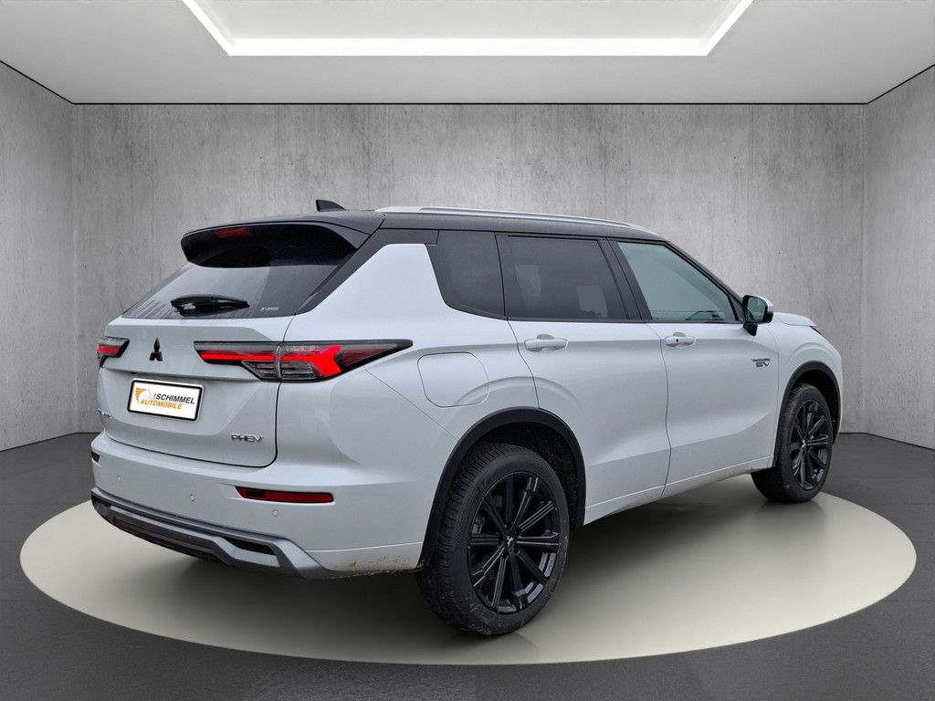 Mitsubishi Outlander 2025