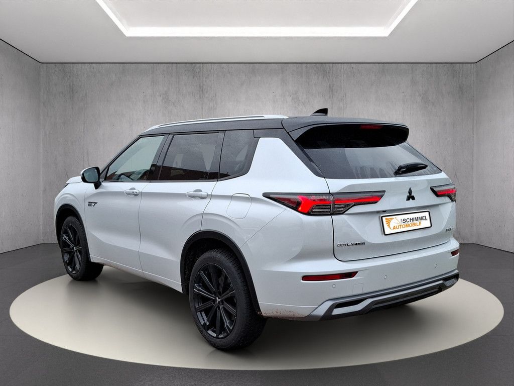Mitsubishi Outlander 2025