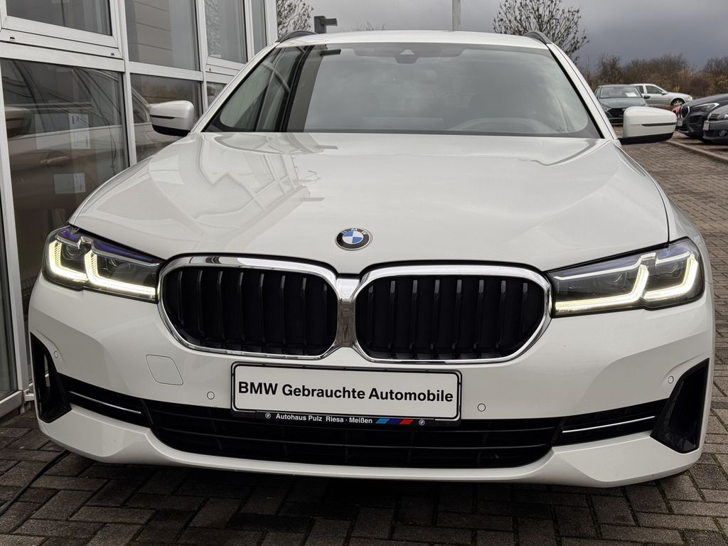 BMW 520 2022