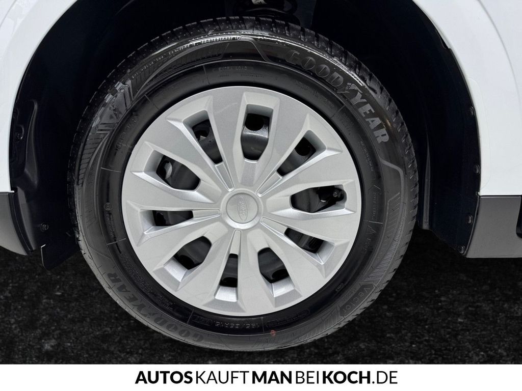 Ford Tourneo Courier 2025